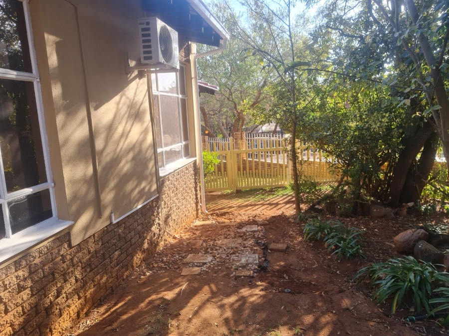 3 Bedroom Property for Sale in Safari Gardens North West